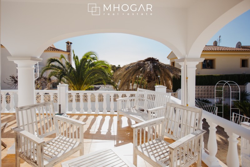 Calpe-Villa bonita en venta